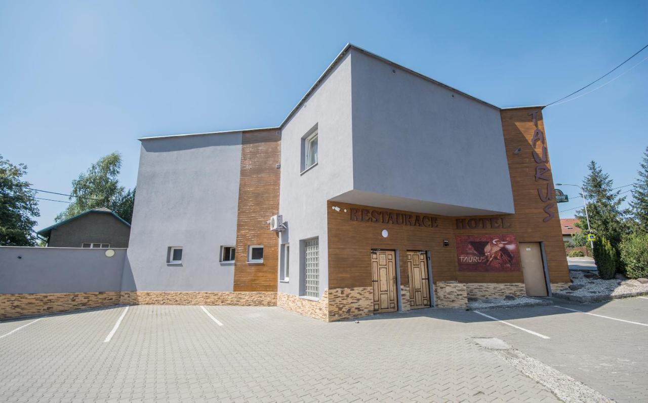 Hotel Taurus Ostrava Exterior photo